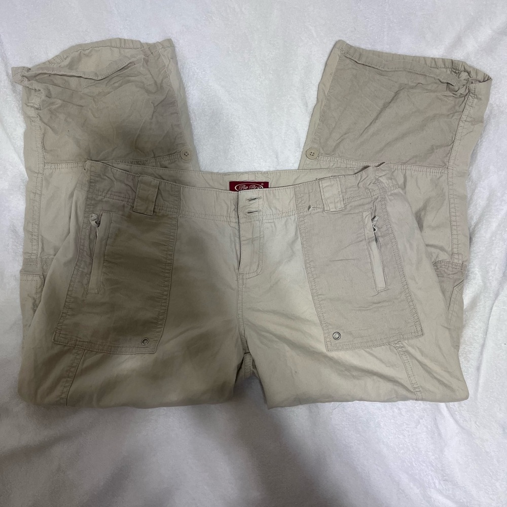 light tan colored cargo capri pants